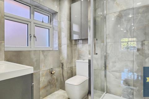 Studio to rent, Shrub End Road, Essex, CO3