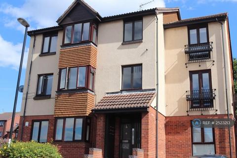 1 bedroom flat to rent, Oak Apple Court, London, SE12