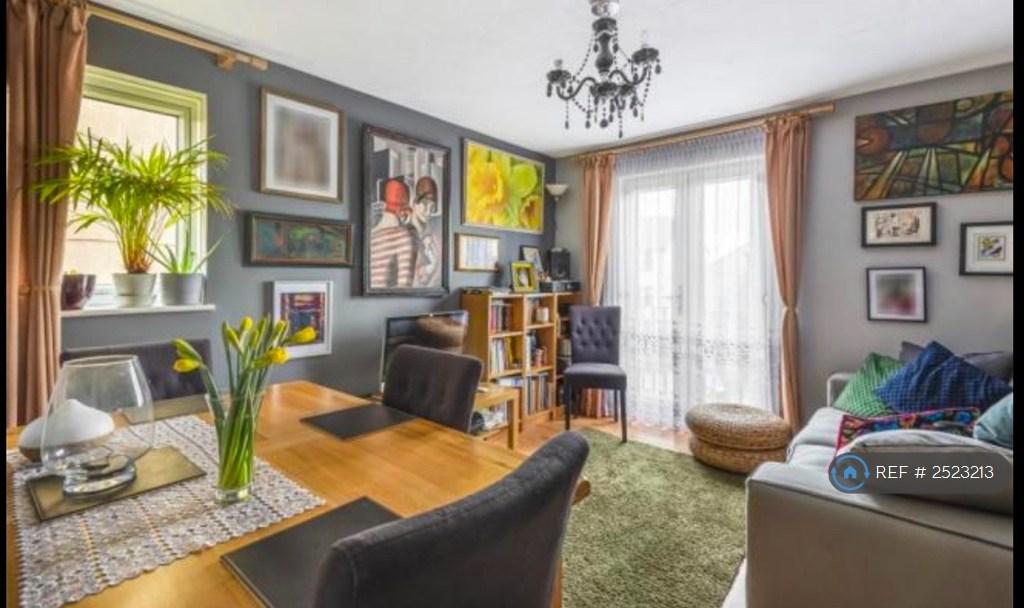 Living Lounge