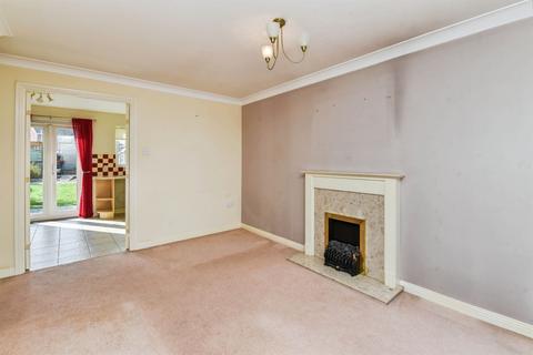 2 bedroom semi-detached house for sale, Willoughby Close, Westbury