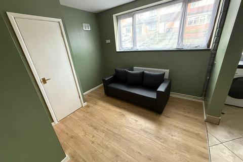 undefined, Dunstall Avenue, Wolverhampton, WV6