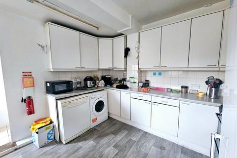 4 bedroom house to rent, Morris Road, SOUTHAMPTON