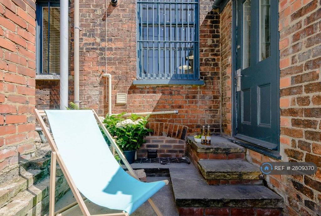 Little But Perfectly Formed Garden Area