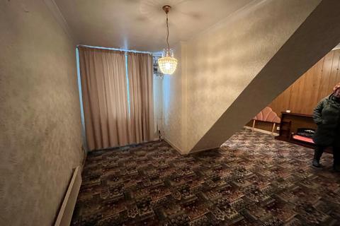 undefined, School  Street, Deri CF81