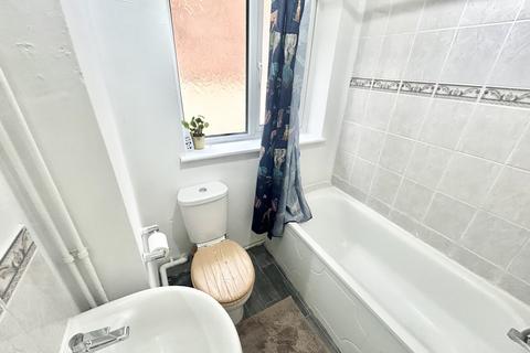 undefined, Vale Drive, SOUTHAMPTON