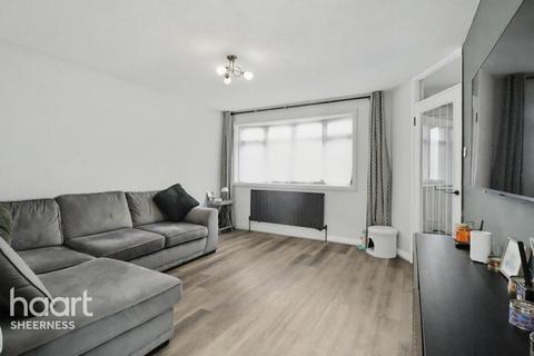 3 bedroom semi-detached house for sale, Barler Place, Queenborough