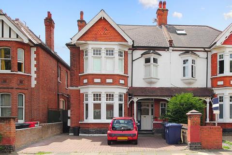 undefined, Oakley Avenue, W5