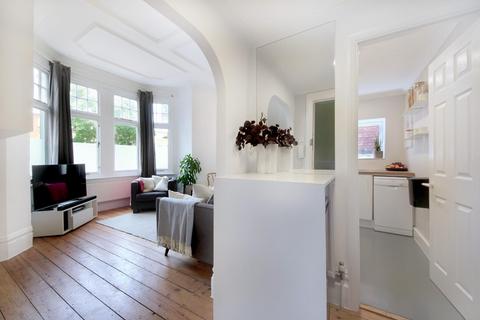 undefined, Oakley Avenue, W5