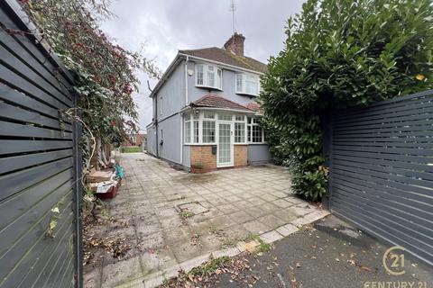 undefined, Oxford Avenue, HOUNSLOW TW5
