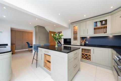 5 bedroom detached house for sale, Bulbeck Close, Burgess Hill