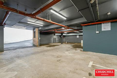 2 bedroom apartment for sale, Roca Court, Wanstead