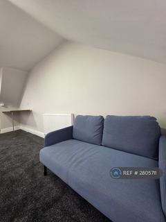 1 bedroom flat to rent, Broadway, Cardiff, CF24