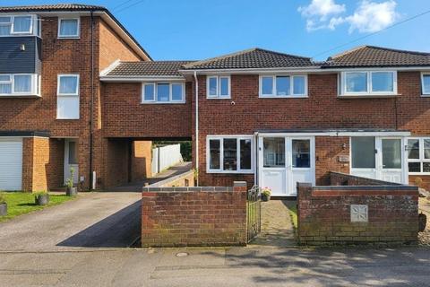 4 bedroom end of terrace house for sale, Hornbeam, Newport Pagnell