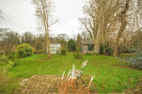 3 bedroom detached bungalow for sale, High Holme Road, Louth, Lincolnshire, LN11 0ET