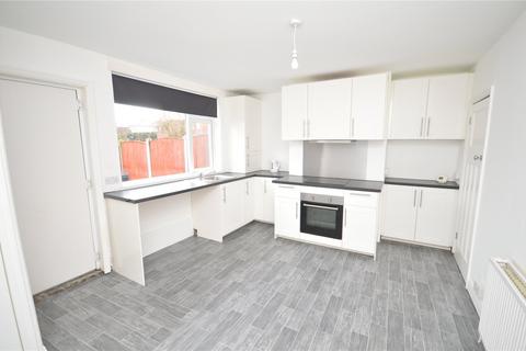 3 bedroom semi-detached house for sale, Grovehall Road, Leeds