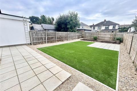 1 bedroom apartment to rent, Bitterne Road West, SOUTHAMPTON