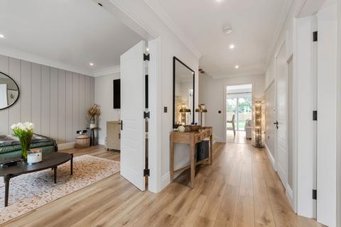 4 bedroom detached house for sale, Bigshotte Court, Crowthorne RG45