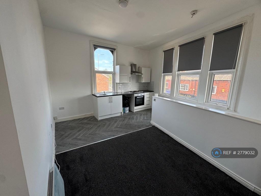 Kitchen/ Lounge