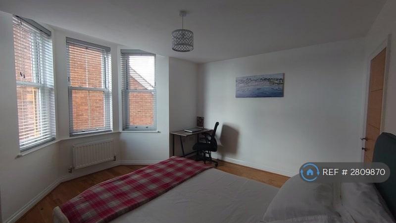 Room 4 Available