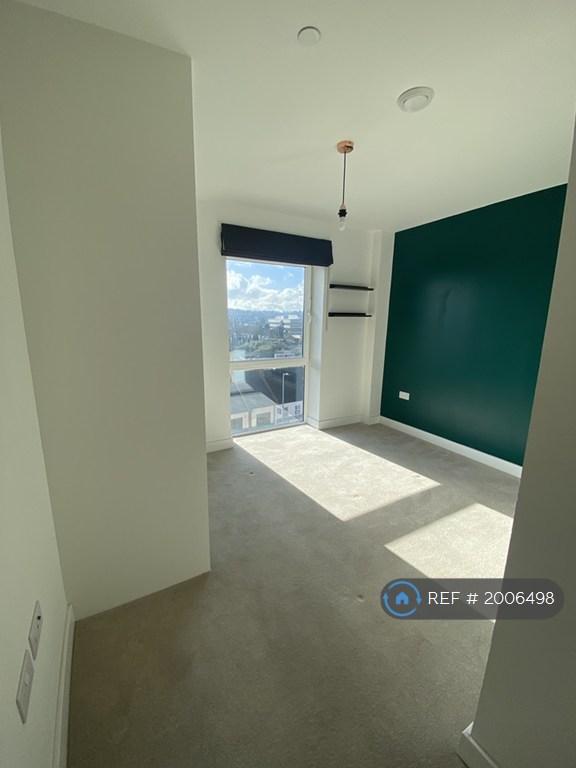 2 - Master Bedroom