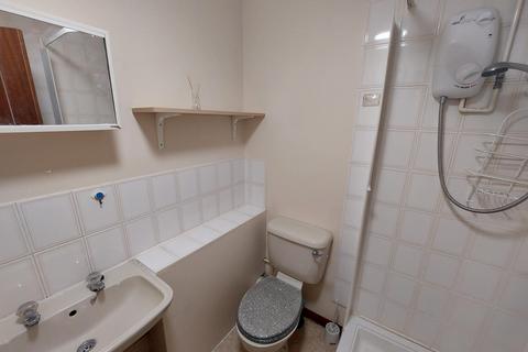 Studio to rent, Burgess Road, SOUTHAMPTON