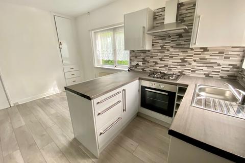 3 bedroom semi-detached house to rent, Lockwood Scar, HUDDERSFIELD
