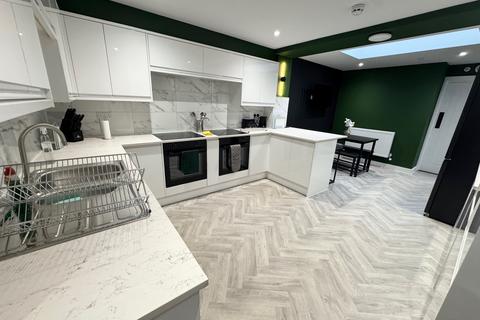 undefined, Highfield Road, BOURNEMOUTH