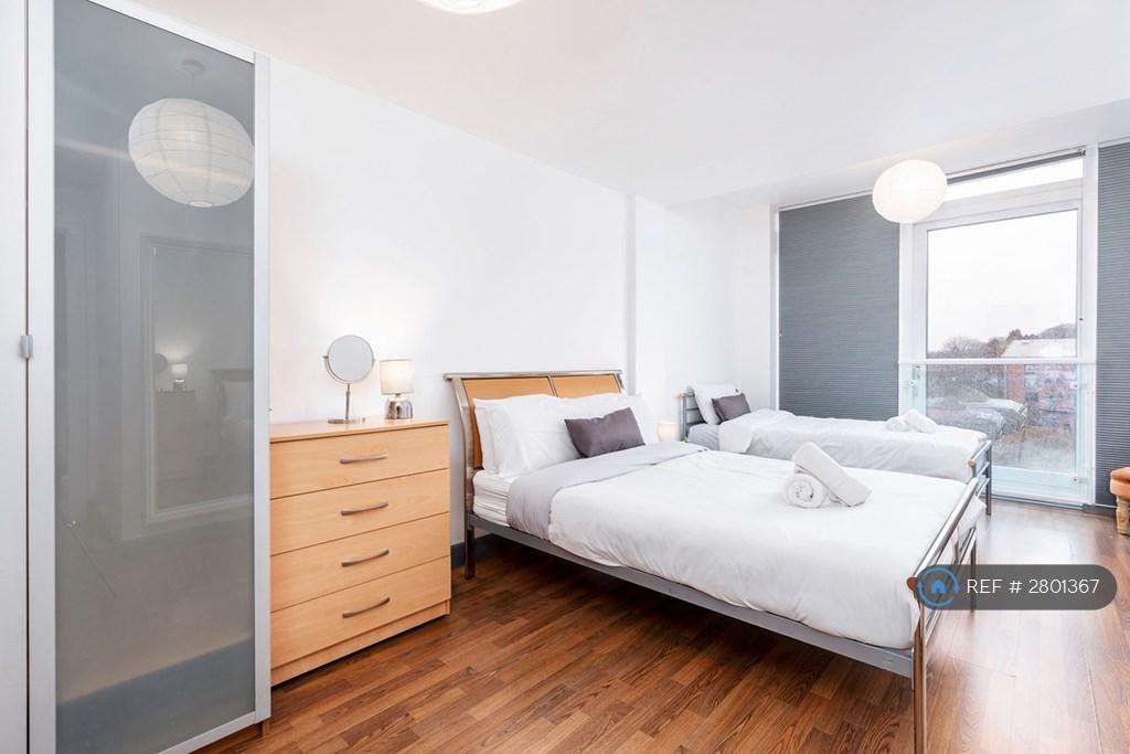 Double Bedroom 1