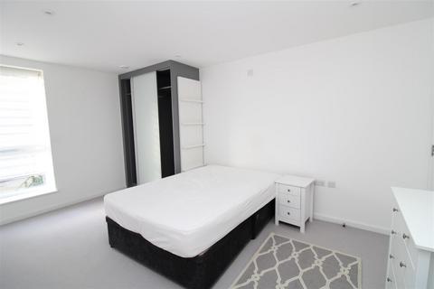 2 bedroom flat to rent, Fleet Street, BRIGHTON