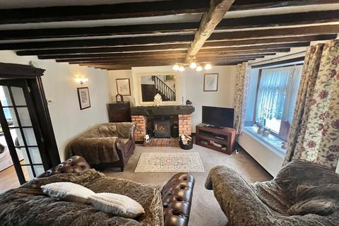 3 bedroom cottage for sale, Slack Lane, Outlane, Huddersfield