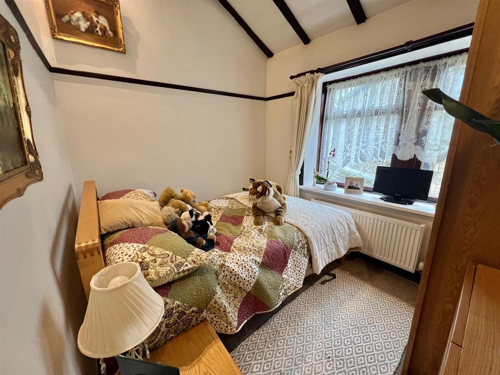 Bramleys Estate Agents - Slack Lane - Outlane (6).