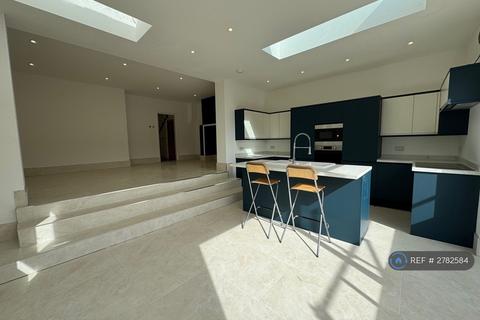undefined, The Avenue, Bristol, BS5