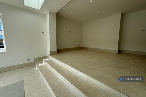 undefined, The Avenue, Bristol, BS5