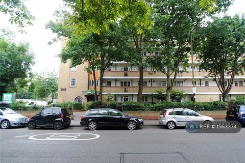 1 bedroom in a flat share to rent, Mccall House, London, N7