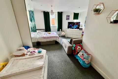 undefined, John Street, Porthcawl CF36