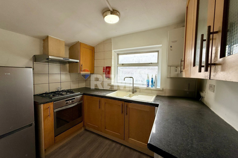 1 bedroom flat to rent, Ley Street, Ilford IG1
