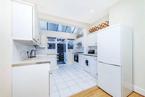 3 bedroom end of terrace house to rent, Orbain Road, Fulham, SW6