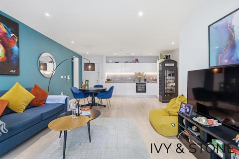 1 bedroom apartment for sale, Carrick House, Royal Wharf, E16