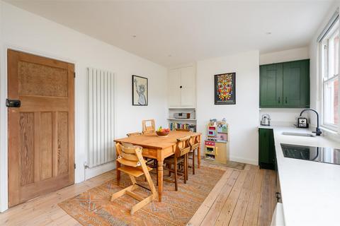 3 bedroom terraced house for sale, Rowntree Avenue, York YO30 6HQ