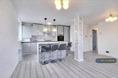 undefined, Bewly Court, Southened On Sea, SS2