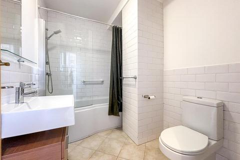 1 bedroom apartment to rent, Uxbridge Road, Shepherd's Bush, W12