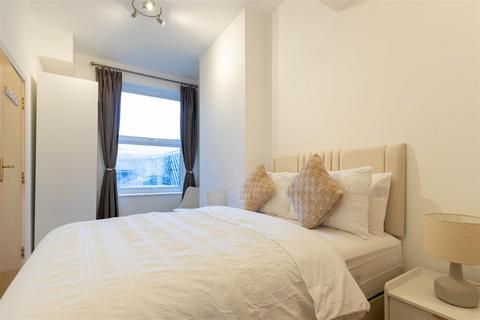 1 bedroom apartment to rent, Uxbridge Road, Shepherd's Bush, W12