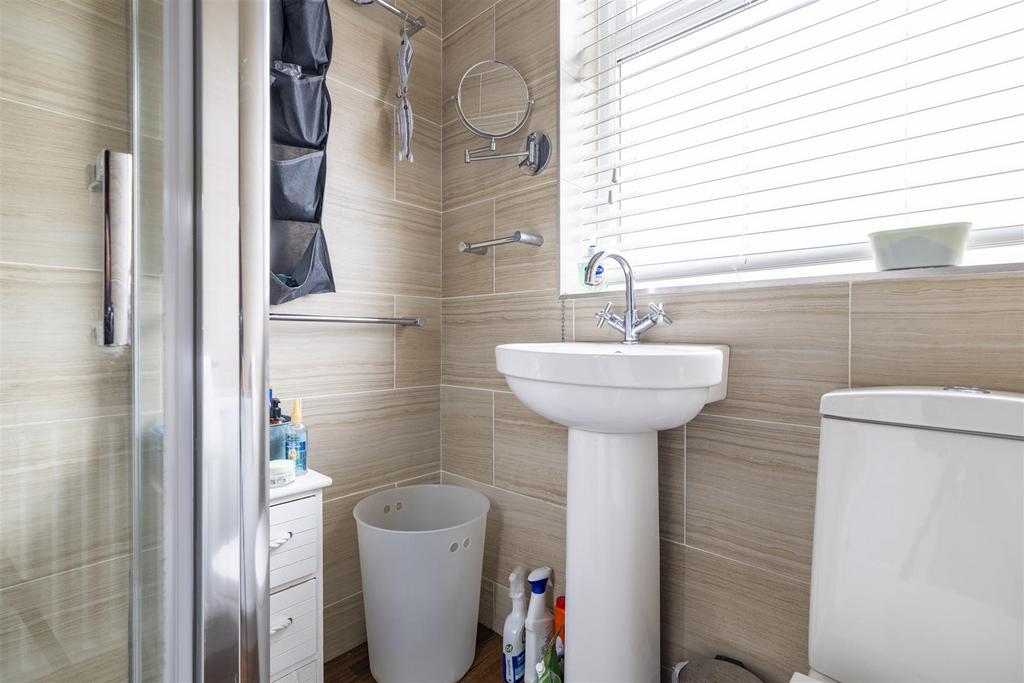 DOWNSTAIRS SHOWER ROOM.jpg