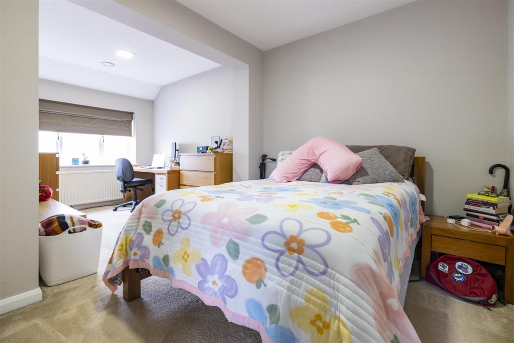 Master bedroom.jpg