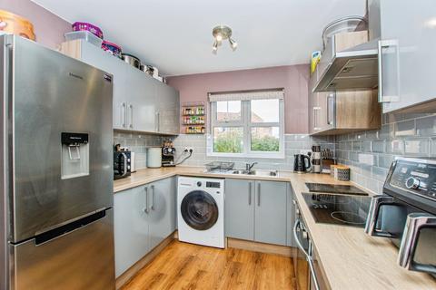 3 bedroom semi-detached house for sale, Fenmen Place, Wisbech