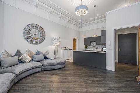 undefined, Flat 1, 3 Avon Hall Gardens