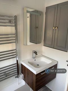 2 bedroom flat to rent, Spencer Road, Croydon, CR2