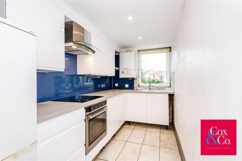 2 bedroom flat for sale, Surrenden Road, Brighton