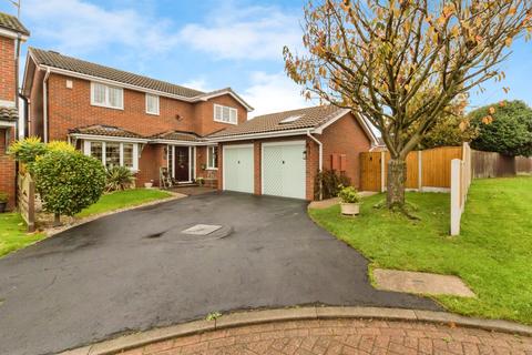 4 bedroom detached house for sale, Spey Close, Winsford