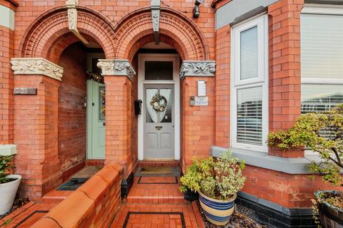3 bedroom semi-detached house for sale, High Street, Winsford